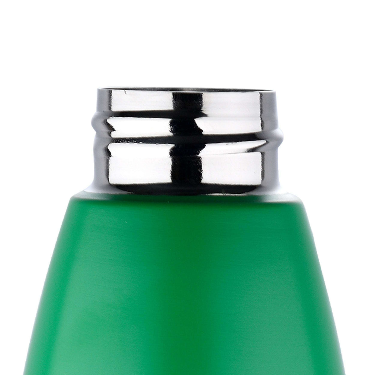 Portable Stainless Steel Water Bottle 750ml Stainless Steel Flask Portable Stainless Steel Water Bottle 750ml Portable Stainless Steel Water Bottle 750ml United Colors of Benetton